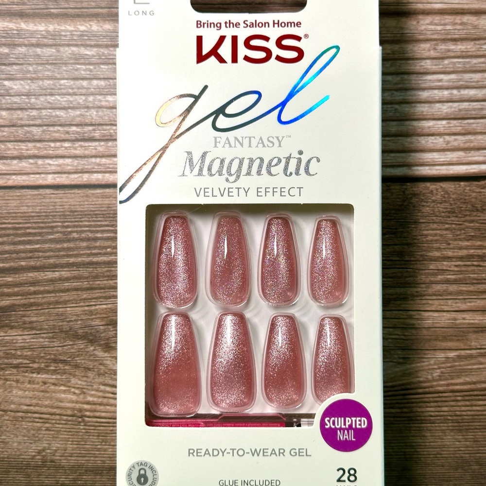 KISS Gel Fantasy Magnetic Velvety Pink Long Press On Nails - West Coast VF07